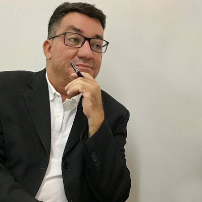 Wanderley Oliveira